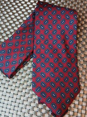 Robert Talbott for Nordstrom Silk Red Hand sown Paisley Tie (0818)
